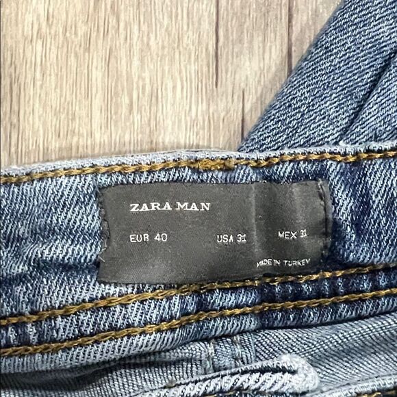 Zara Distressed Denim Skinny Jeans - Picture 2 of 3